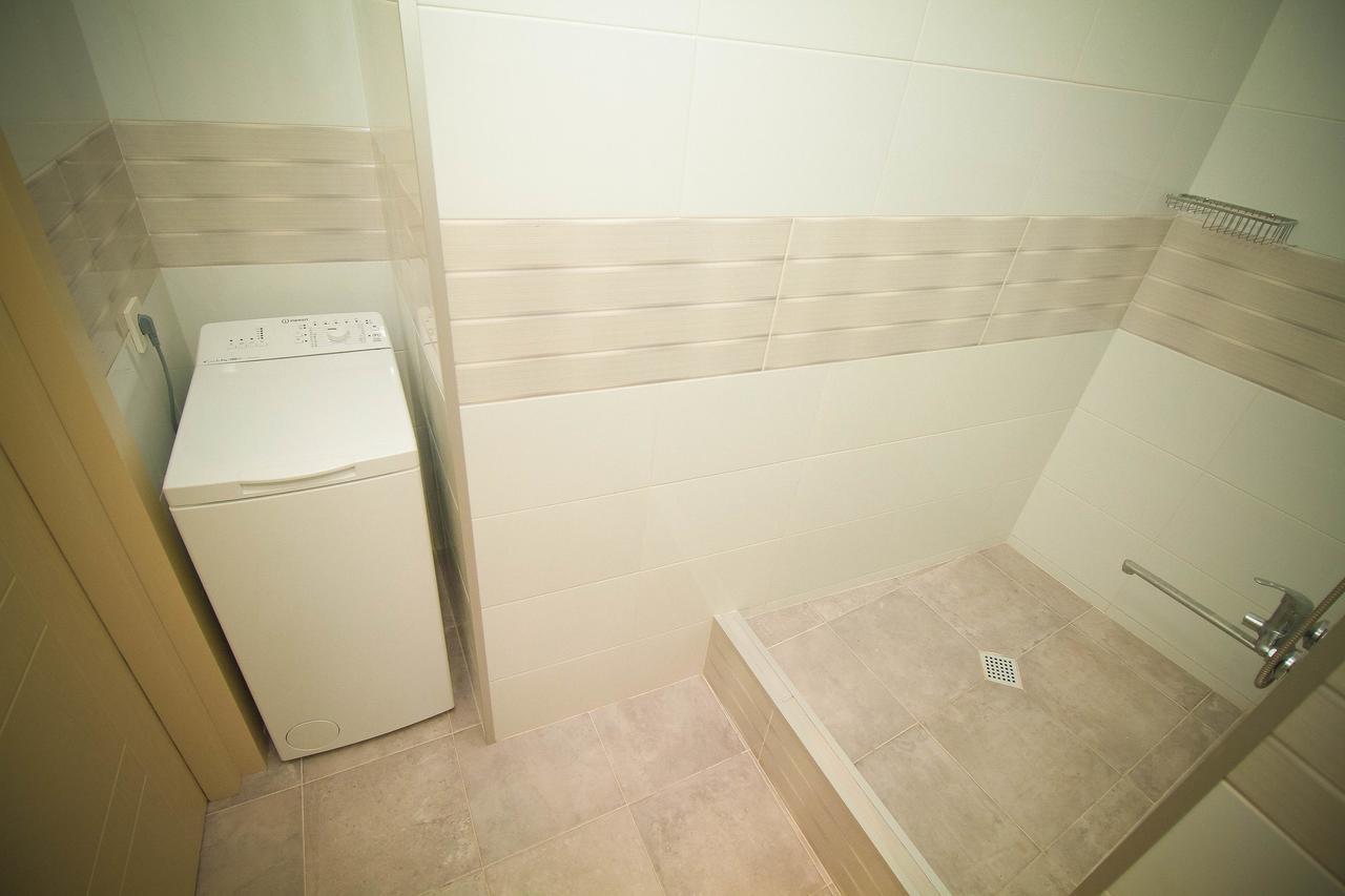 Holiday House ティビリシ エクステリア 写真