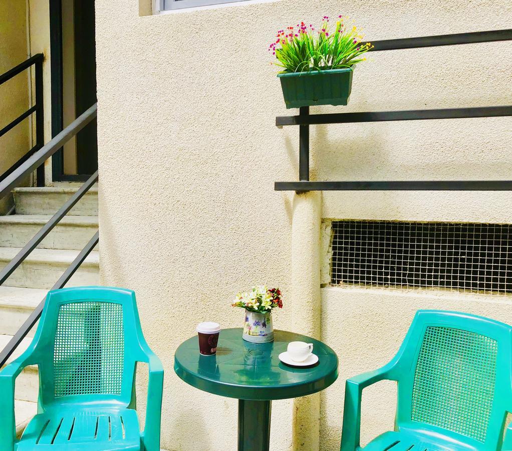 Holiday House ティビリシ エクステリア 写真